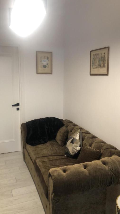 Ultracentral Apartament Calea Victoriei Bucarest Esterno foto